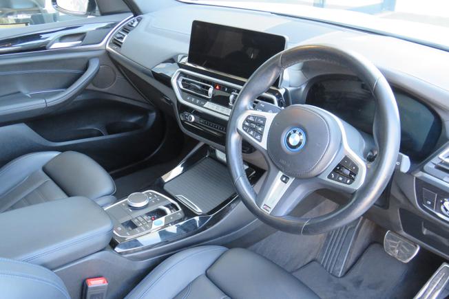 BMW Ix3 Photo 33