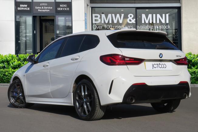 BMW 1 Series Photo 2