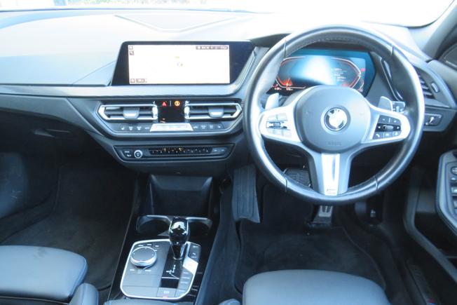 BMW 1 Series Photo 31