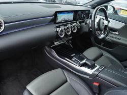 MERCEDES-BENZ CLA Class Photo 3