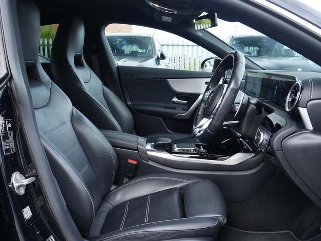 MERCEDES-BENZ CLA Class Photo 35