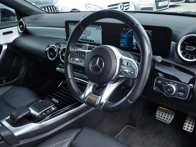 MERCEDES-BENZ CLA Class Photo 37