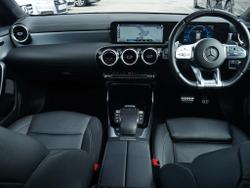 MERCEDES-BENZ CLA Class Photo 5