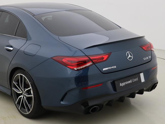 MERCEDES-BENZ CLA Class Photo 23