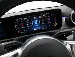MERCEDES-BENZ CLA Class Photo 4