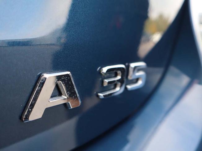 MERCEDES-BENZ A Class Photo 15
