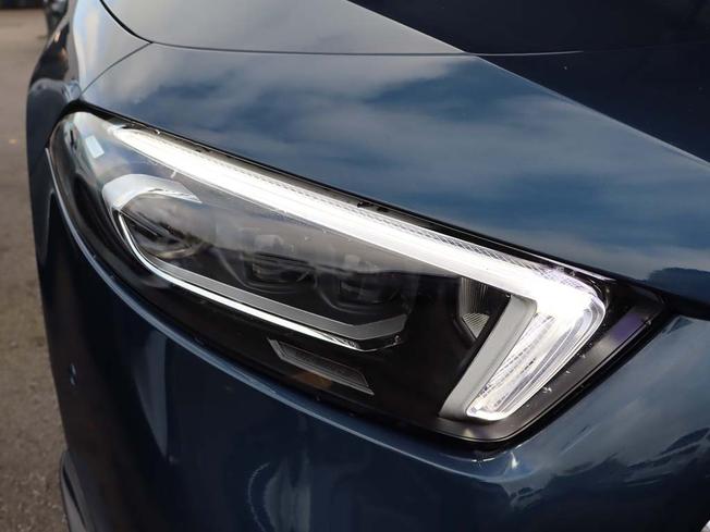 MERCEDES-BENZ A Class Photo 21