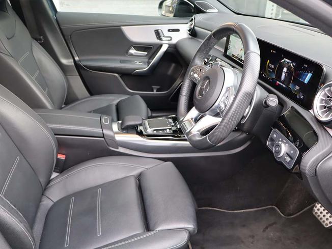 MERCEDES-BENZ A Class Photo 25