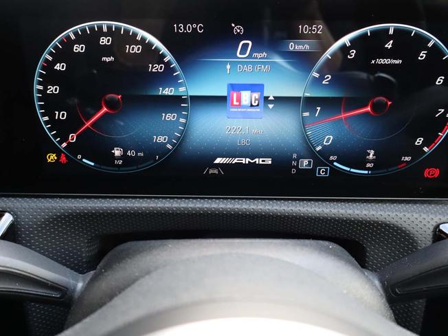 MERCEDES-BENZ A Class Photo 36