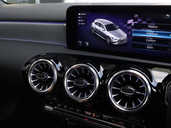 MERCEDES-BENZ A Class Photo 48