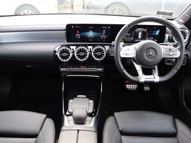 MERCEDES-BENZ A Class Photo 5