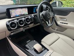MERCEDES-BENZ A Class Photo 3
