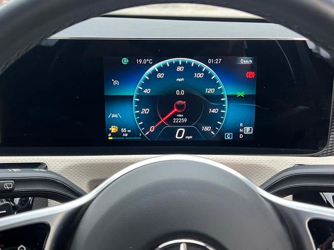 MERCEDES-BENZ A Class Photo 4