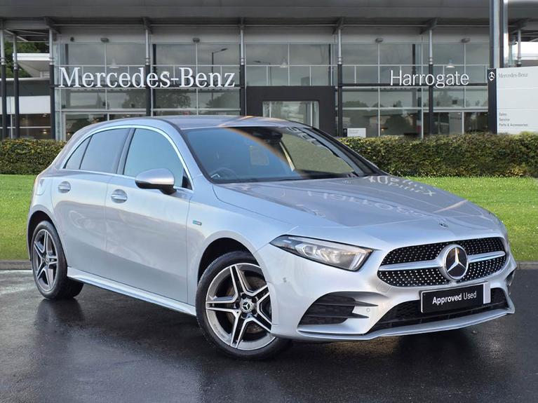 Used 2020 MERCEDES-BENZ A Class 1.3 A250e 15.6kWh AMG Line (Premium 2) Hatchback 5dr Petrol Plug-in Hybrid 8G-DCT Euro 6 (s/s) (218 ps) Iridium Silver at JCT600