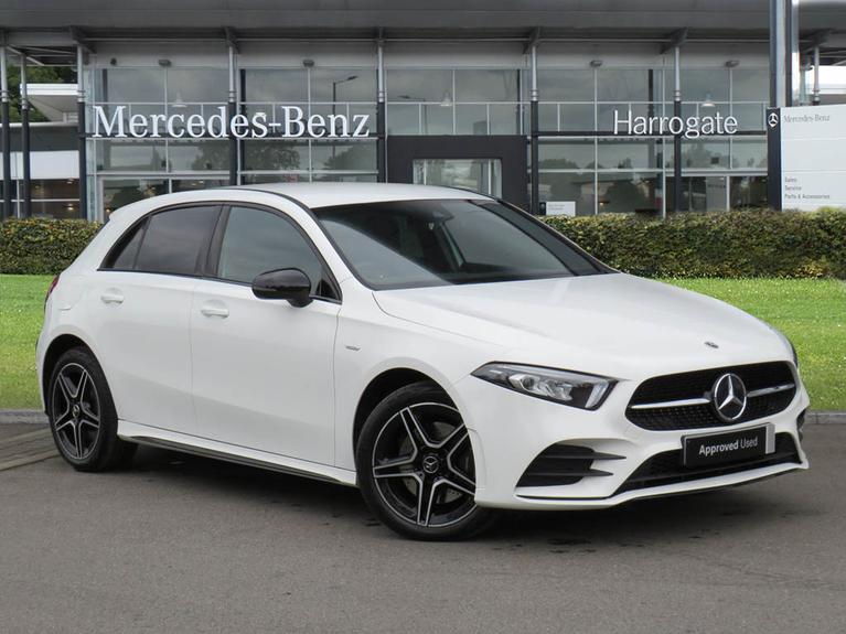 Used 2021 MERCEDES-BENZ A Class A250e AMG Line Edition 5dr Auto Polar White at JCT600