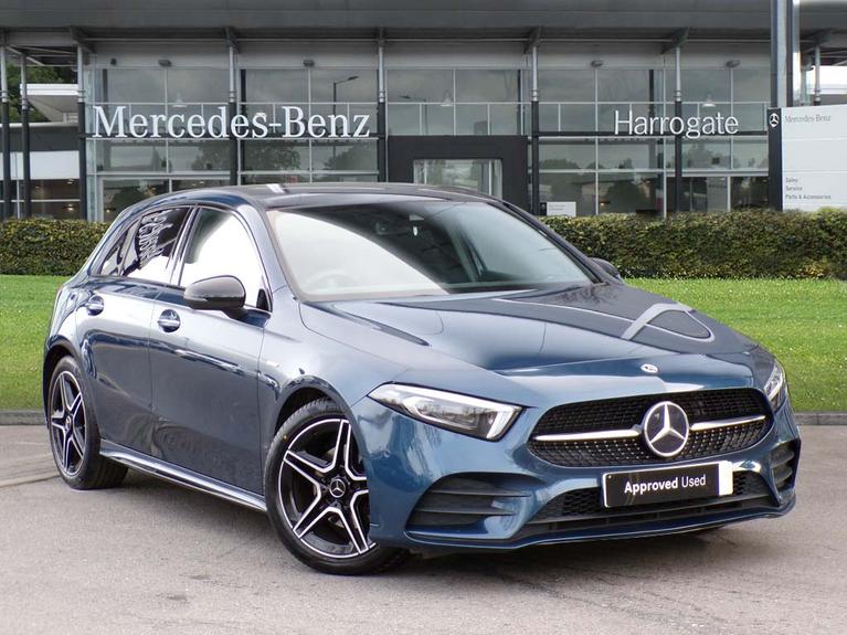 Used 2021 MERCEDES-BENZ A Class 1.3 A200 AMG Line Edition (Premium Plus) Hatchback 5dr Petrol Manual Euro 6 (s/s) (163 ps) Denim Blue Metallic at JCT600