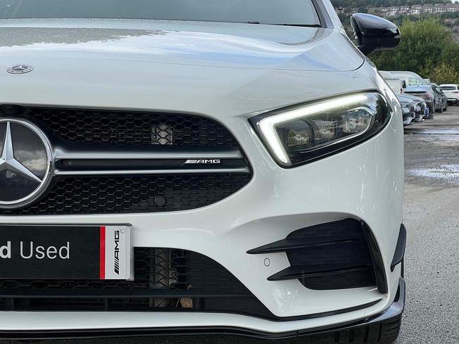 MERCEDES-BENZ A Class Photo 18