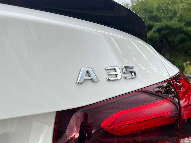 MERCEDES-BENZ A Class Photo 20
