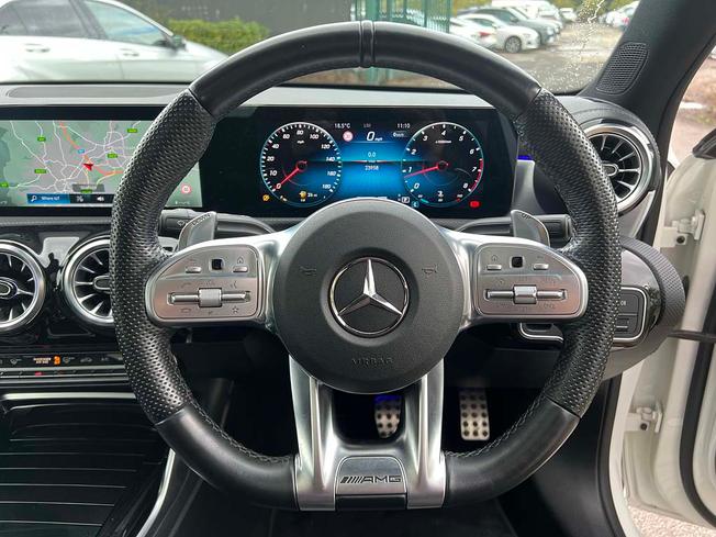 MERCEDES-BENZ A Class Photo 25