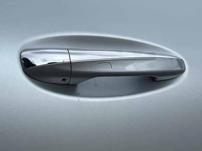MERCEDES-BENZ E Class Photo 17
