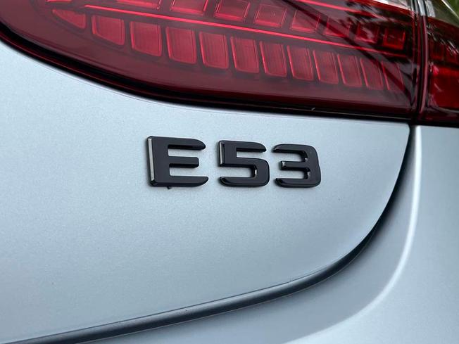 MERCEDES-BENZ E Class Photo 20