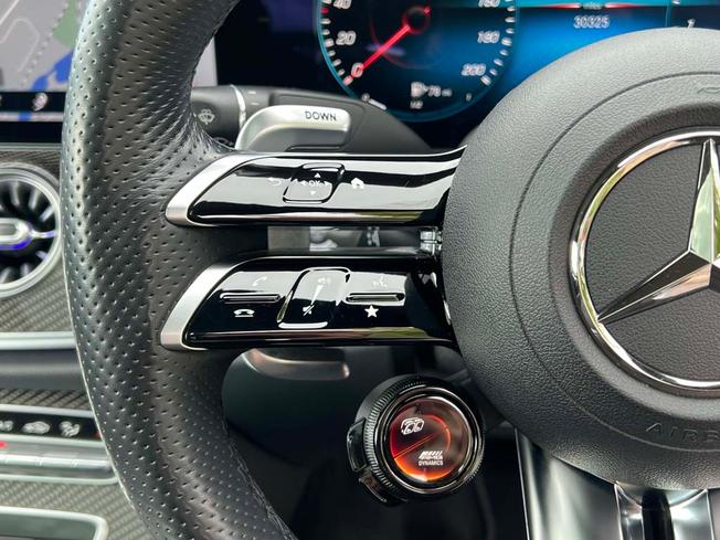 MERCEDES-BENZ E Class Photo 24