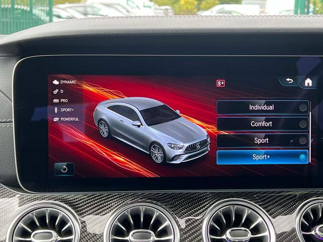 MERCEDES-BENZ E Class Photo 34