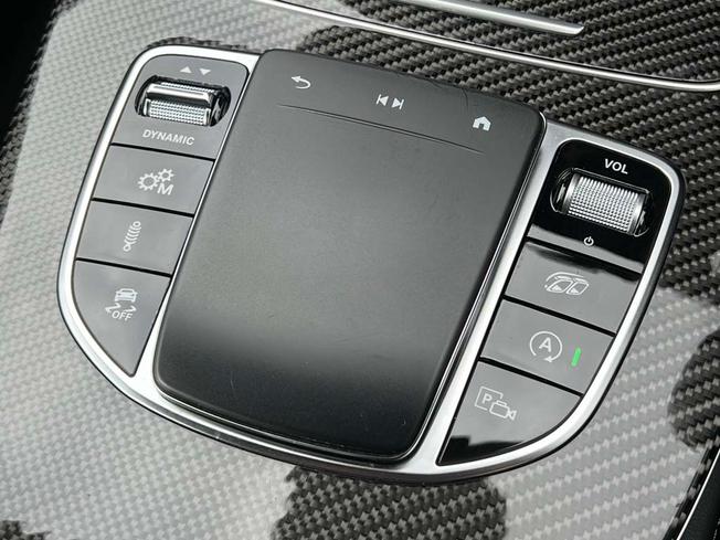 MERCEDES-BENZ E Class Photo 37