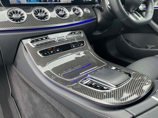 MERCEDES-BENZ E Class Photo 47