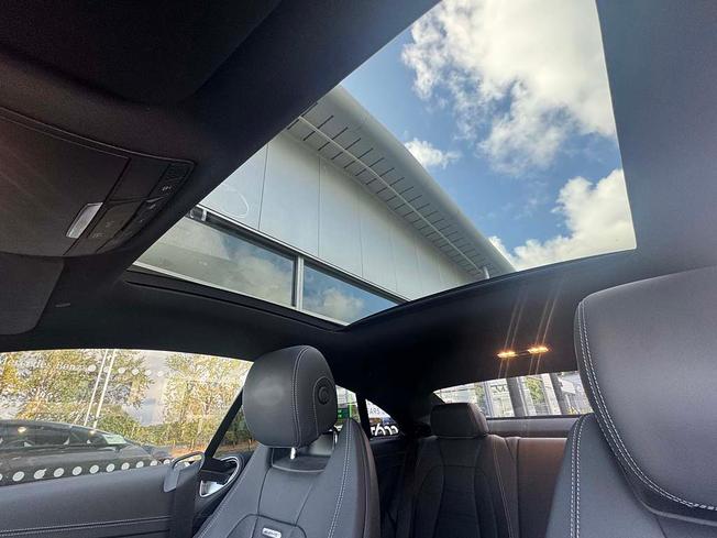MERCEDES-BENZ E Class Photo 27