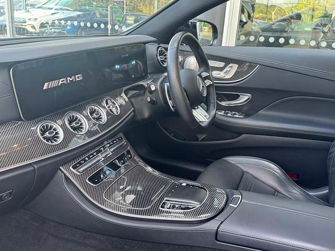 MERCEDES-BENZ E Class Photo 3