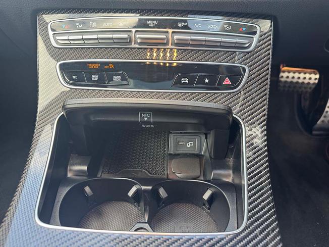 MERCEDES-BENZ E Class Photo 37