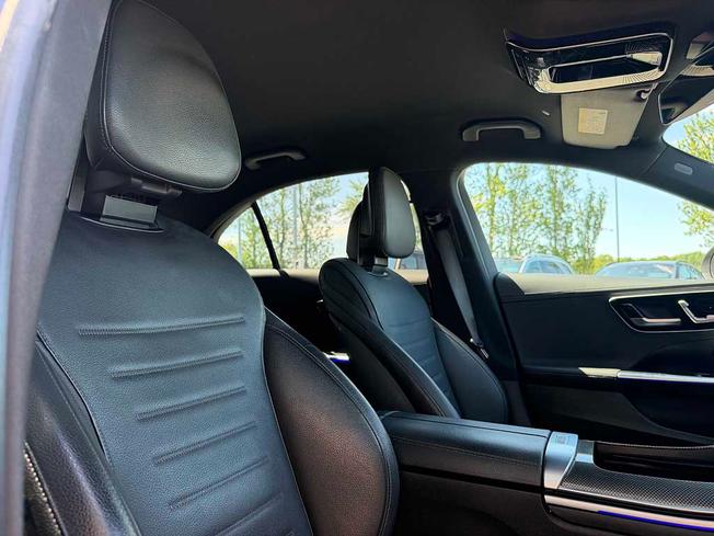 MERCEDES-BENZ C Class Photo 40