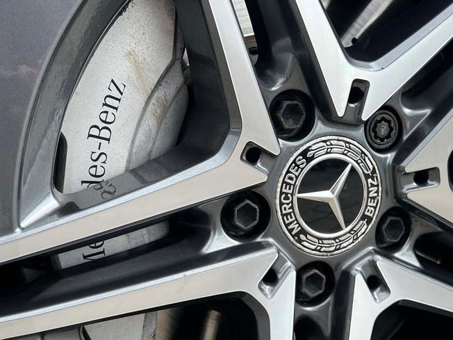 MERCEDES-BENZ C Class Photo 16