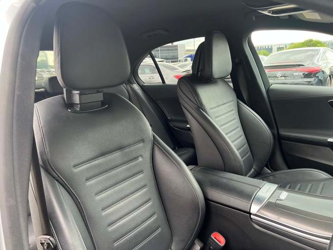 MERCEDES-BENZ C Class Photo 39