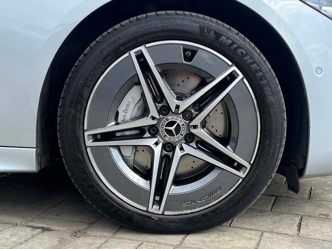 MERCEDES-BENZ C Class Photo 6