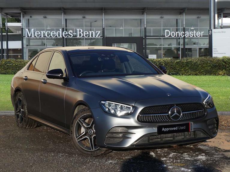 Used 2021 MERCEDES-BENZ E Class 2.0 E300e 13.5kWh AMG Line Night Edition (Premium Plus) Saloon 4dr Petrol Plug-in Hybrid G-Tronic+ Euro 6 (s/s) (320 ps) Grey at JCT600