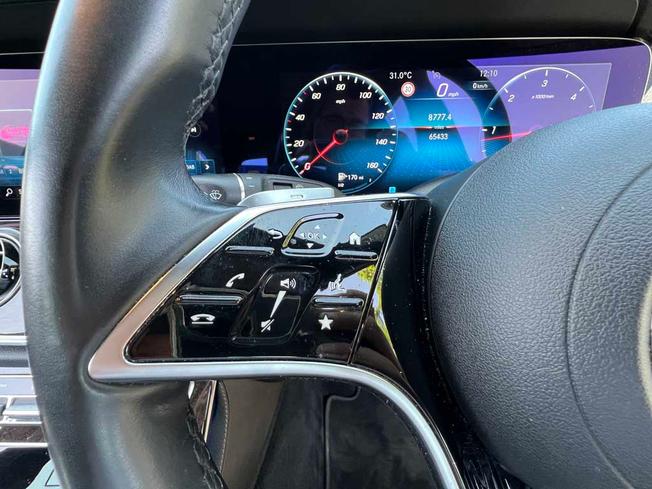 MERCEDES-BENZ E Class Photo 19
