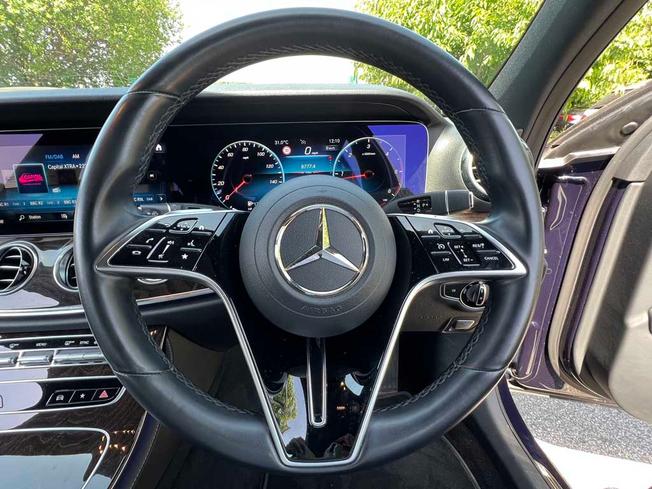 MERCEDES-BENZ E Class Photo 20