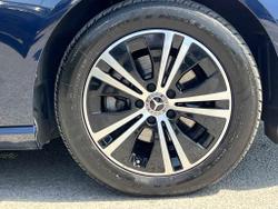 MERCEDES-BENZ E Class Photo 5