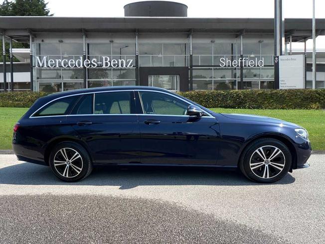 MERCEDES-BENZ E Class Photo 6