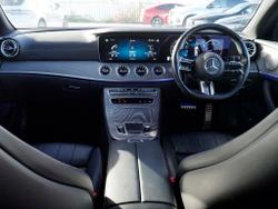 MERCEDES-BENZ E Class Photo 5