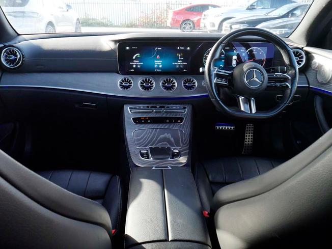 MERCEDES-BENZ E Class Photo 5