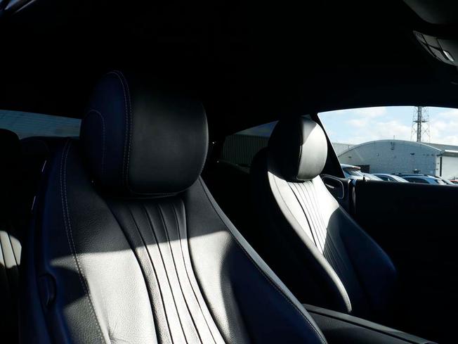 MERCEDES-BENZ E Class Photo 8