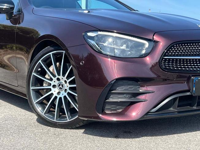 MERCEDES-BENZ E Class Photo 12