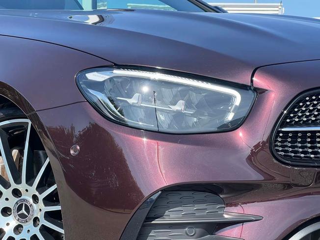 MERCEDES-BENZ E Class Photo 13