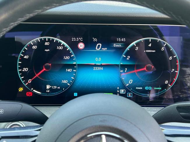 MERCEDES-BENZ E Class Photo 24