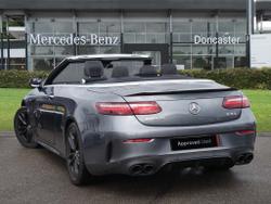 MERCEDES-BENZ E Class Photo 2