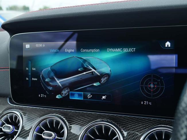MERCEDES-BENZ E Class Photo 25