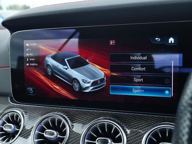 MERCEDES-BENZ E Class Photo 29